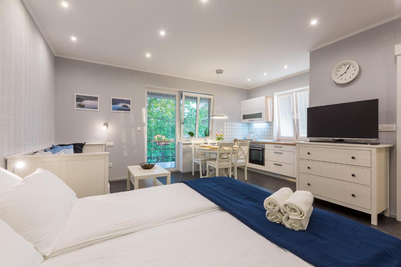 Apartmaji Koman Μπλεντ Εξωτερικό φωτογραφία