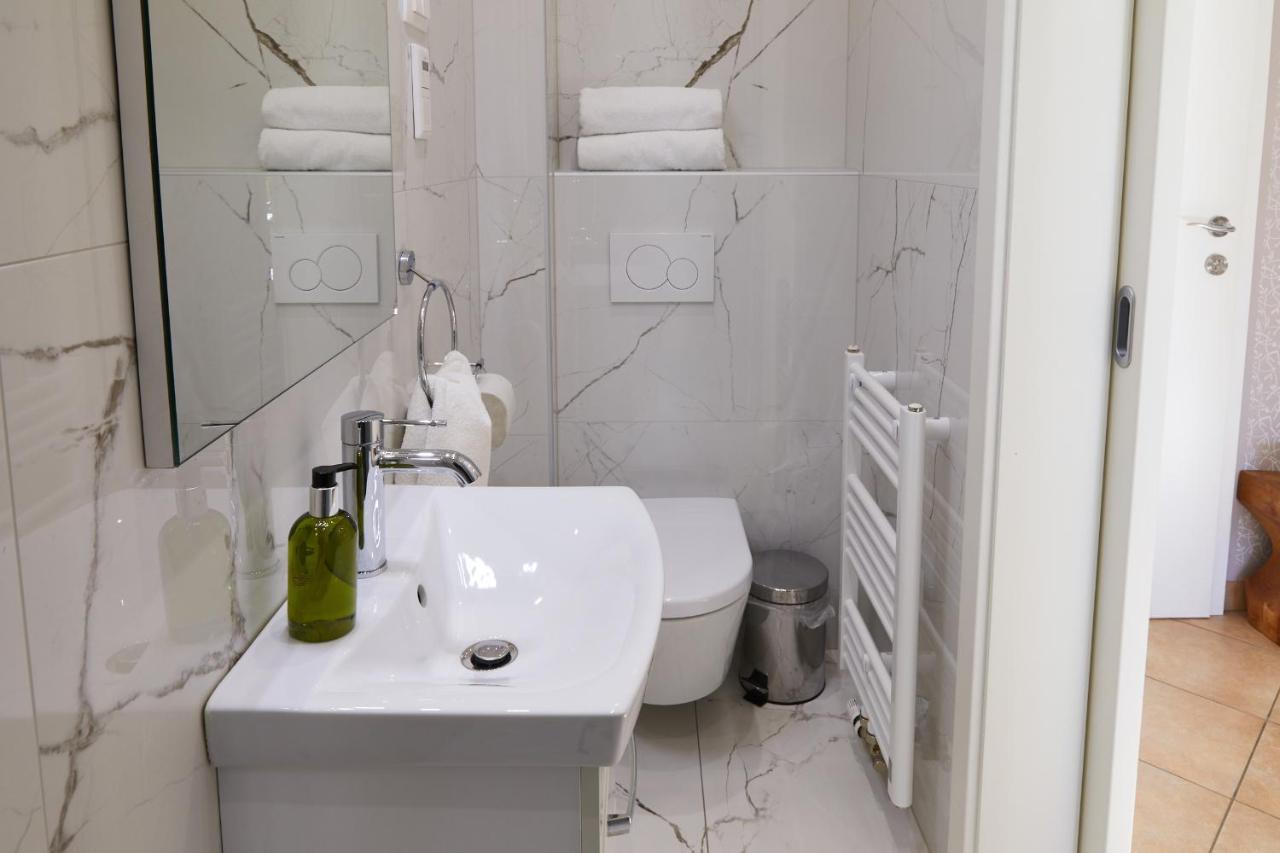 Apartmaji Koman Μπλεντ Εξωτερικό φωτογραφία