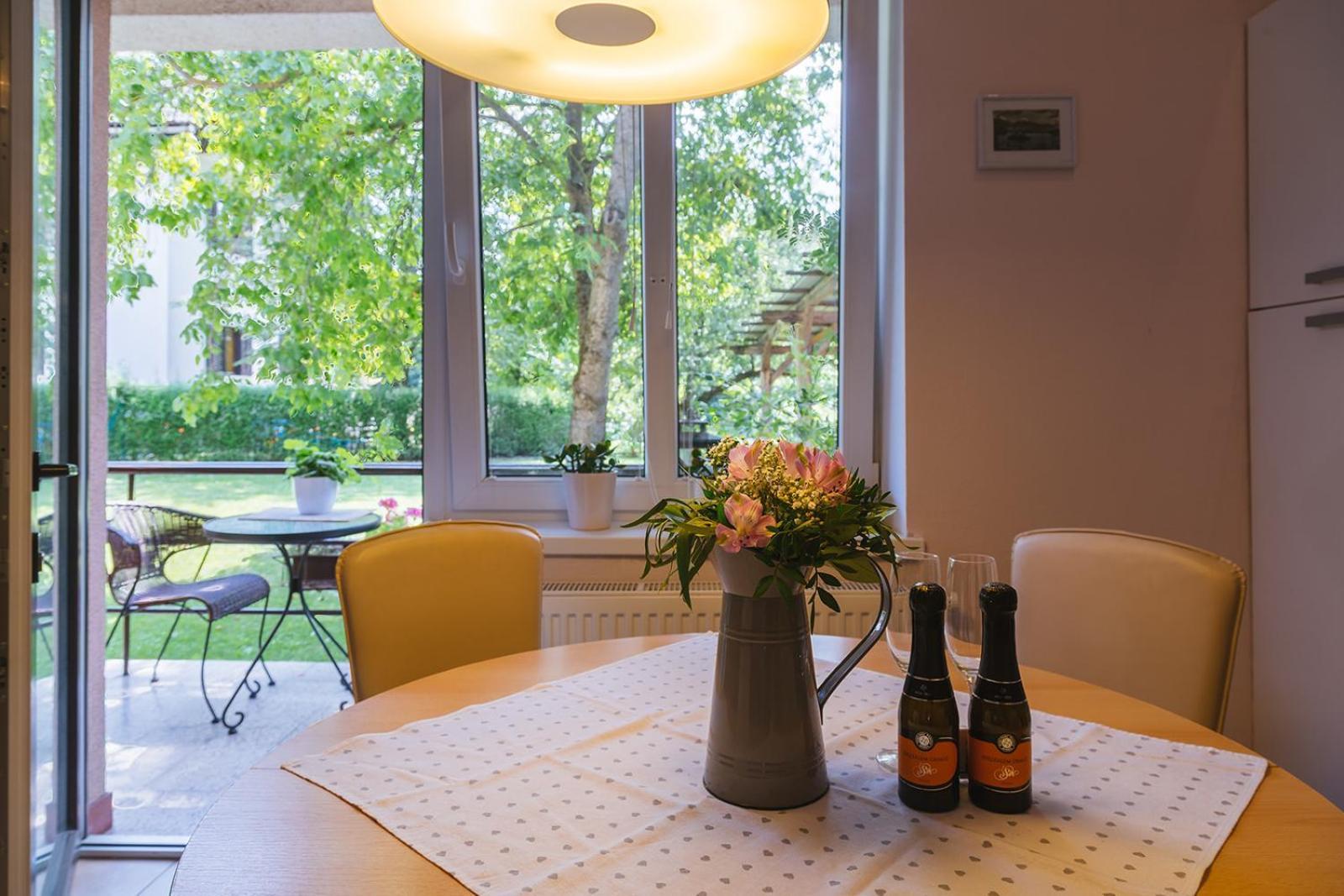 Apartmaji Koman Μπλεντ Εξωτερικό φωτογραφία