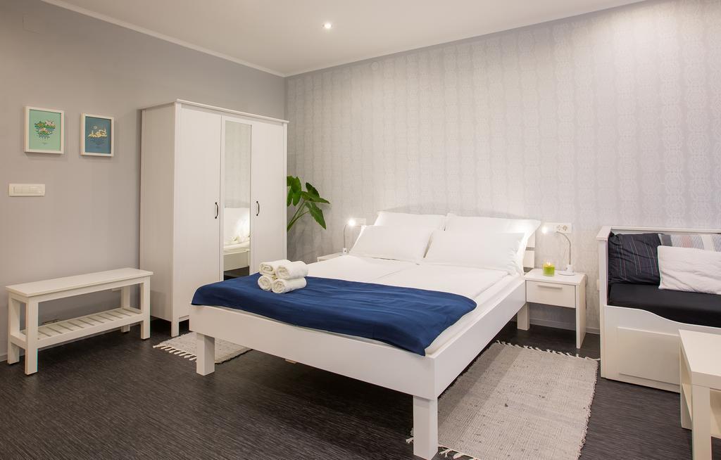Apartmaji Koman Μπλεντ Εξωτερικό φωτογραφία