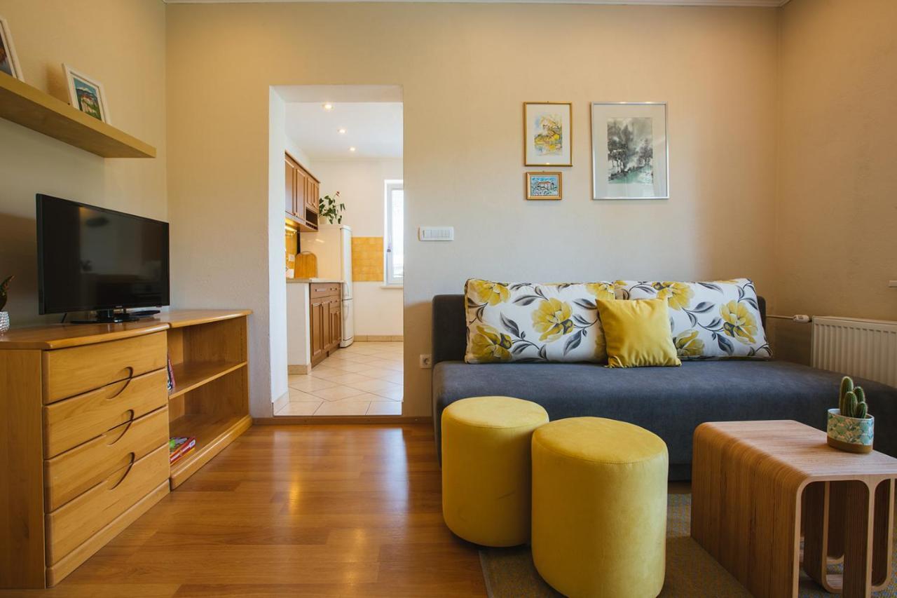Apartmaji Koman Μπλεντ Εξωτερικό φωτογραφία